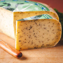 Gouda Knoblauch-Basilikum