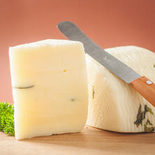 Pecorino "semi stagionato"